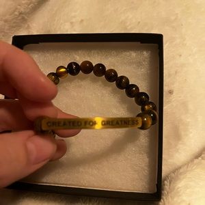 The Inspiration Co. Tiger’s Eye men’s bracelet “Made for Greatness”